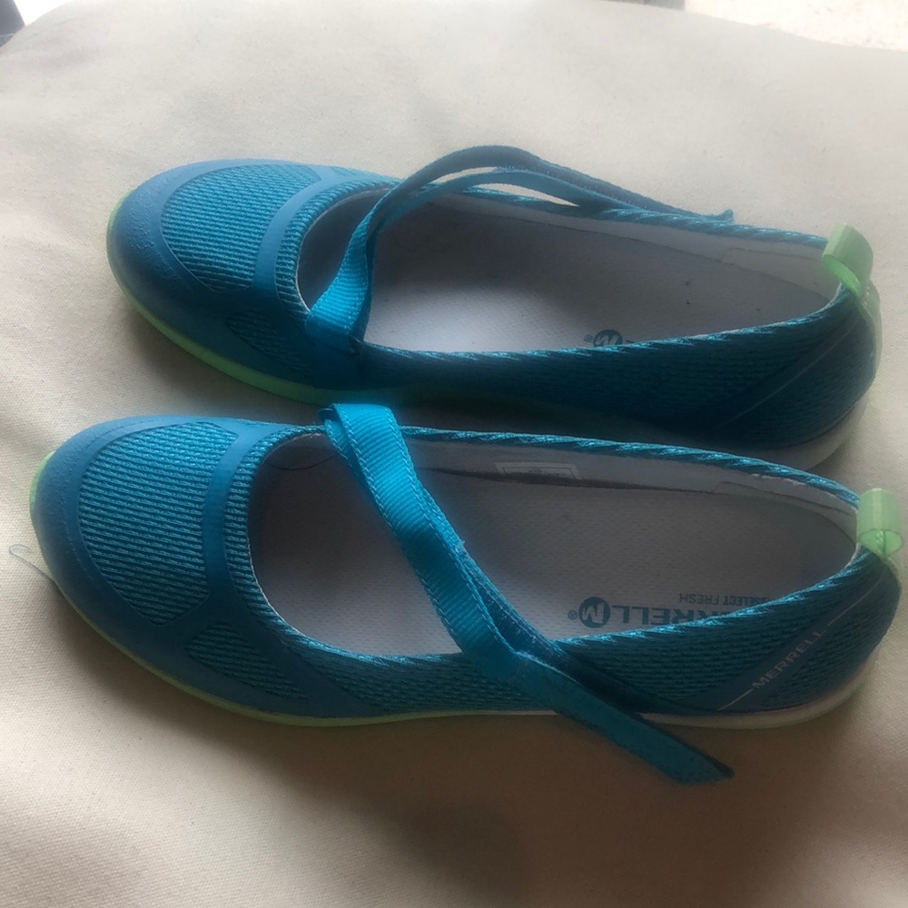Merrell Women's Teal and Lime athleisure shoes - Picture 10 of 11